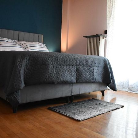 Katzen Room By The Metro Athene Buitenkant foto